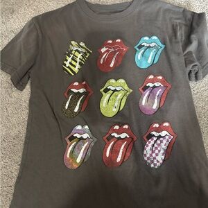 Trendy Graphic Tee with Colorful Tongue Design